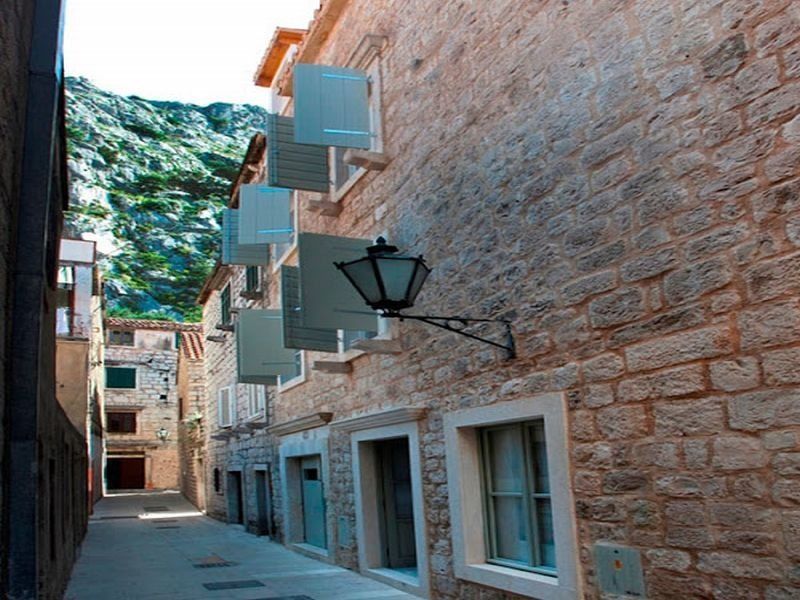 Villa Mama - Traditional Apartments In Omis, Free Parking Экстерьер фото