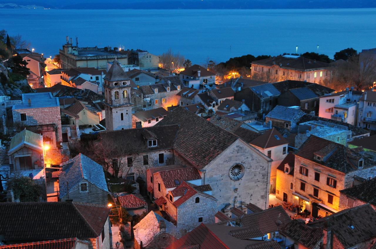 Villa Mama - Traditional Apartments In Omis, Free Parking Экстерьер фото